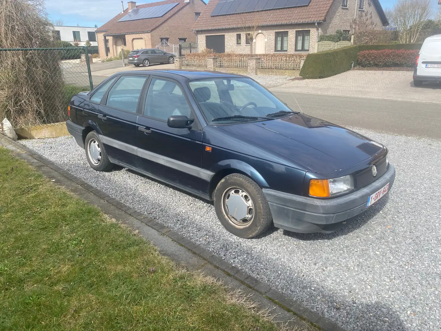 Volkswagen Passat Passat CL Albastru - 2