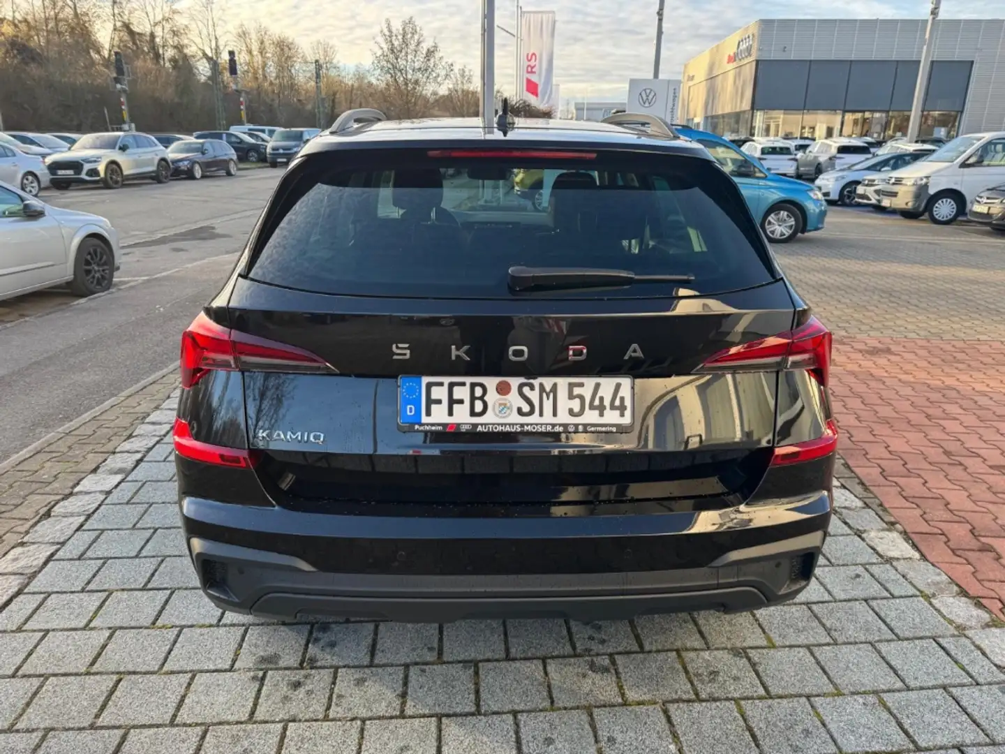 Skoda Kamiq Tour DSG Navi*Black*MTRX*LED*Kamera*GRA!!! Schwarz - 2
