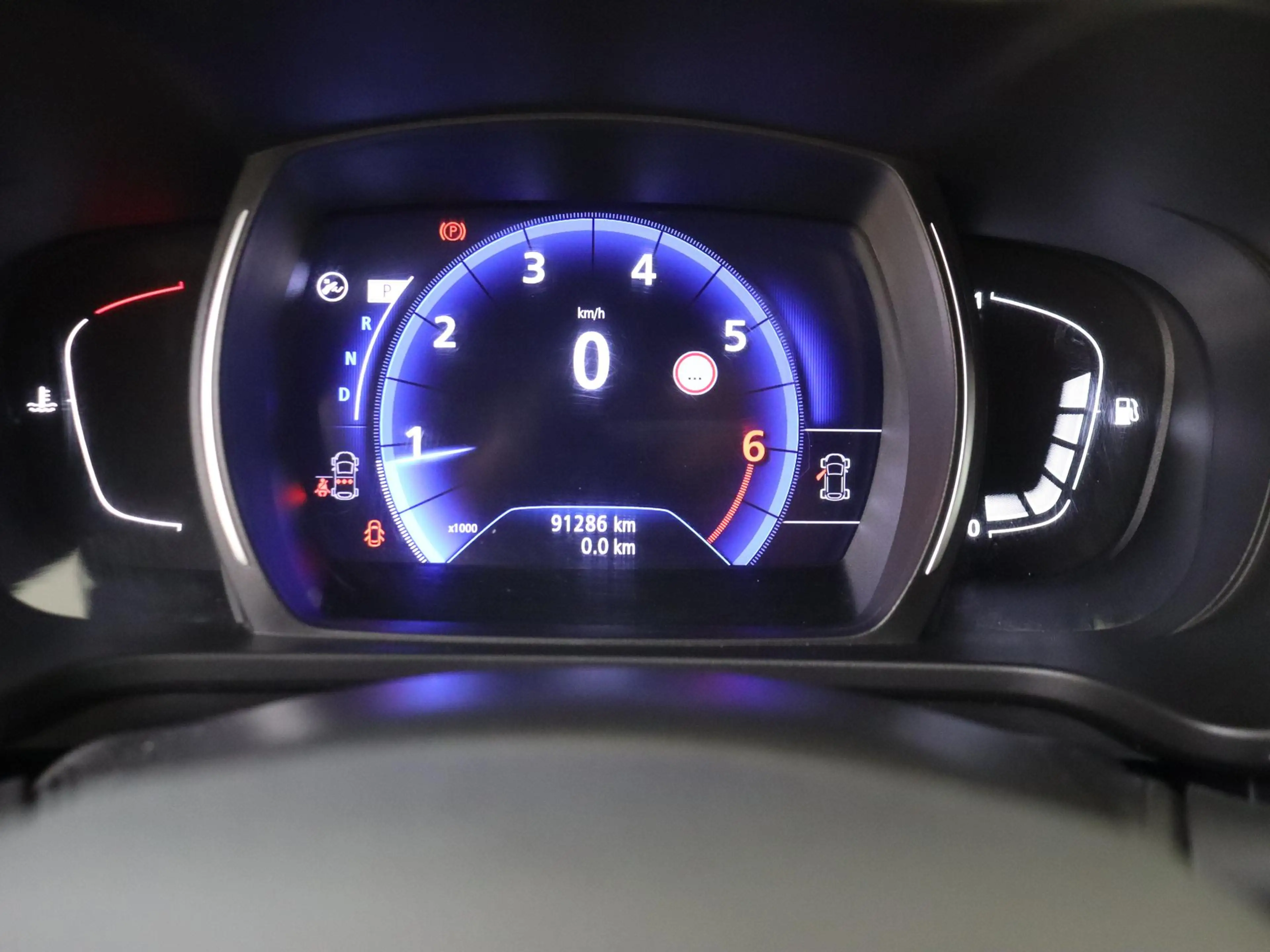 Renault Kadjar 1.3 TCe Black Edition — photo 11