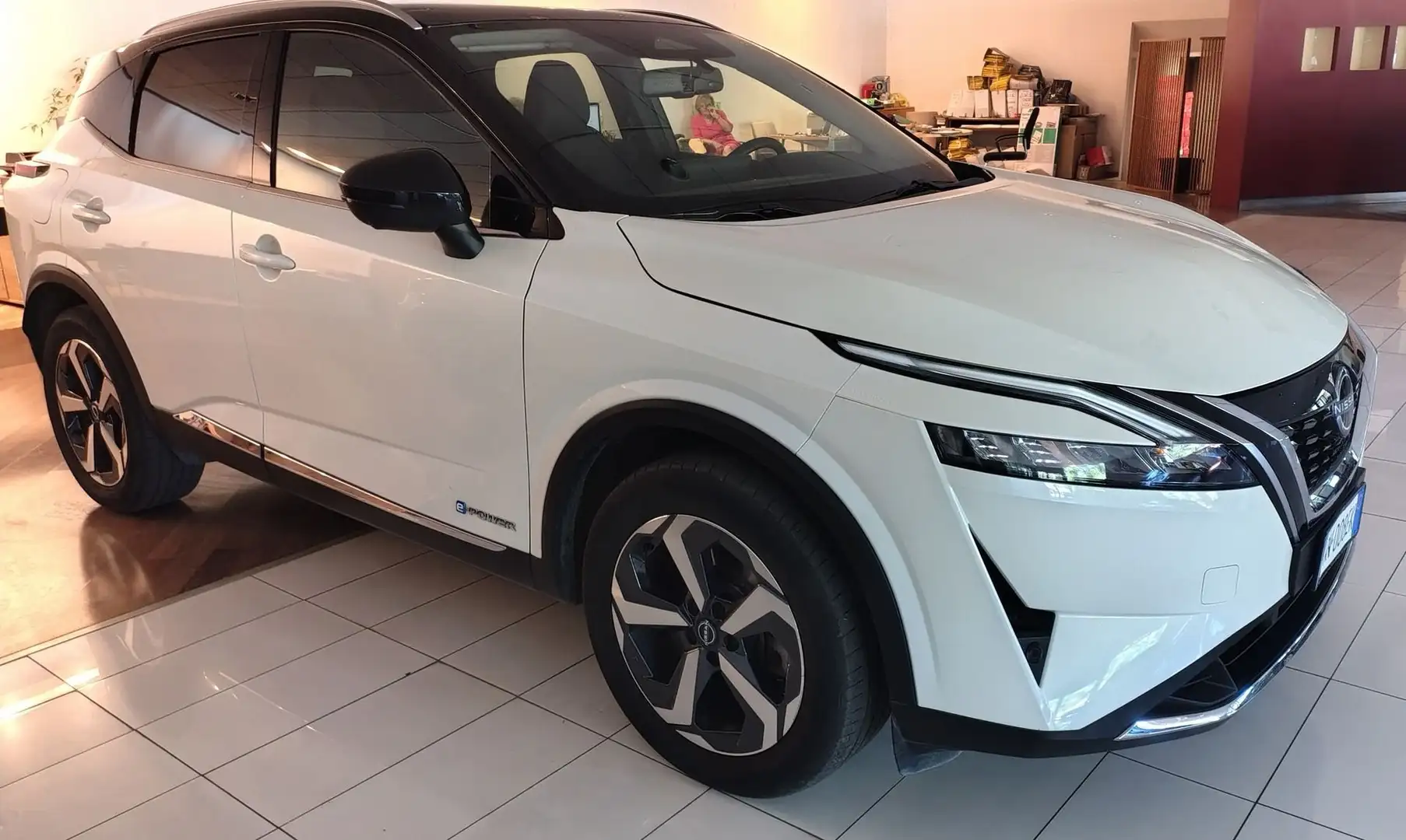 Nissan Qashqai N-Connecta Bianco - 2