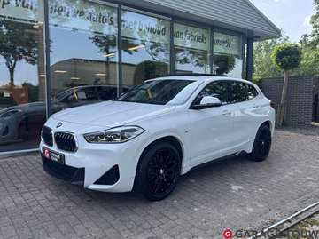 sDrive20i High Executive M-Sport *Pano, HUD*