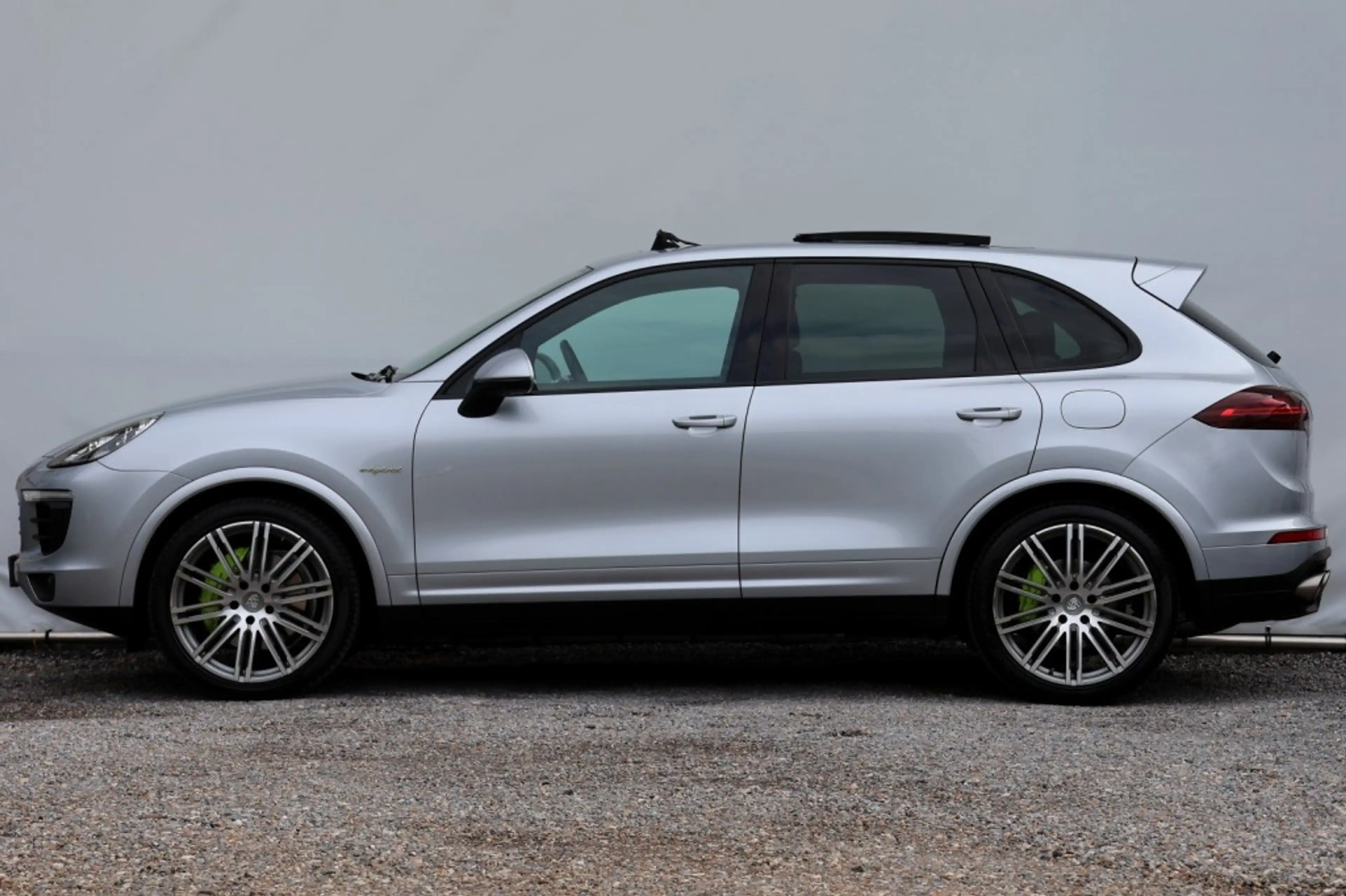 Porsche Cayenne 3.0 S E-Hybrid Platnium Edition - 416 pk **Pano / — photo 3
