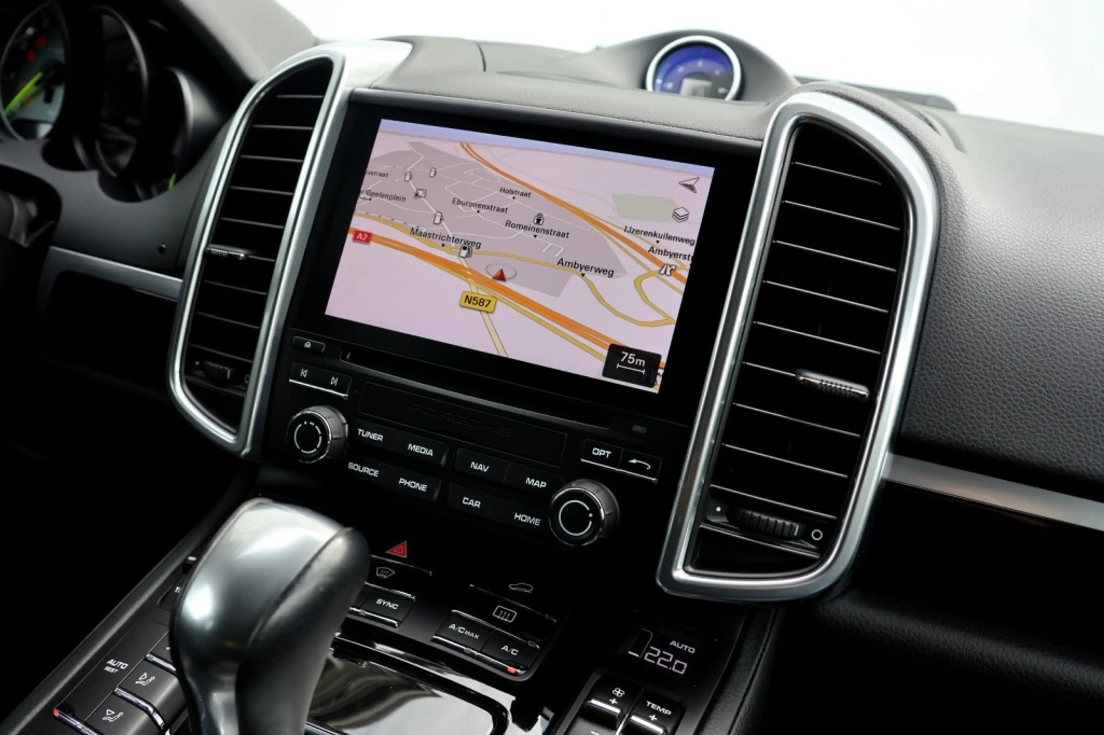 Porsche Cayenne 3.0 S E-Hybrid Platnium Edition - 416 pk **Pano / — photo 19