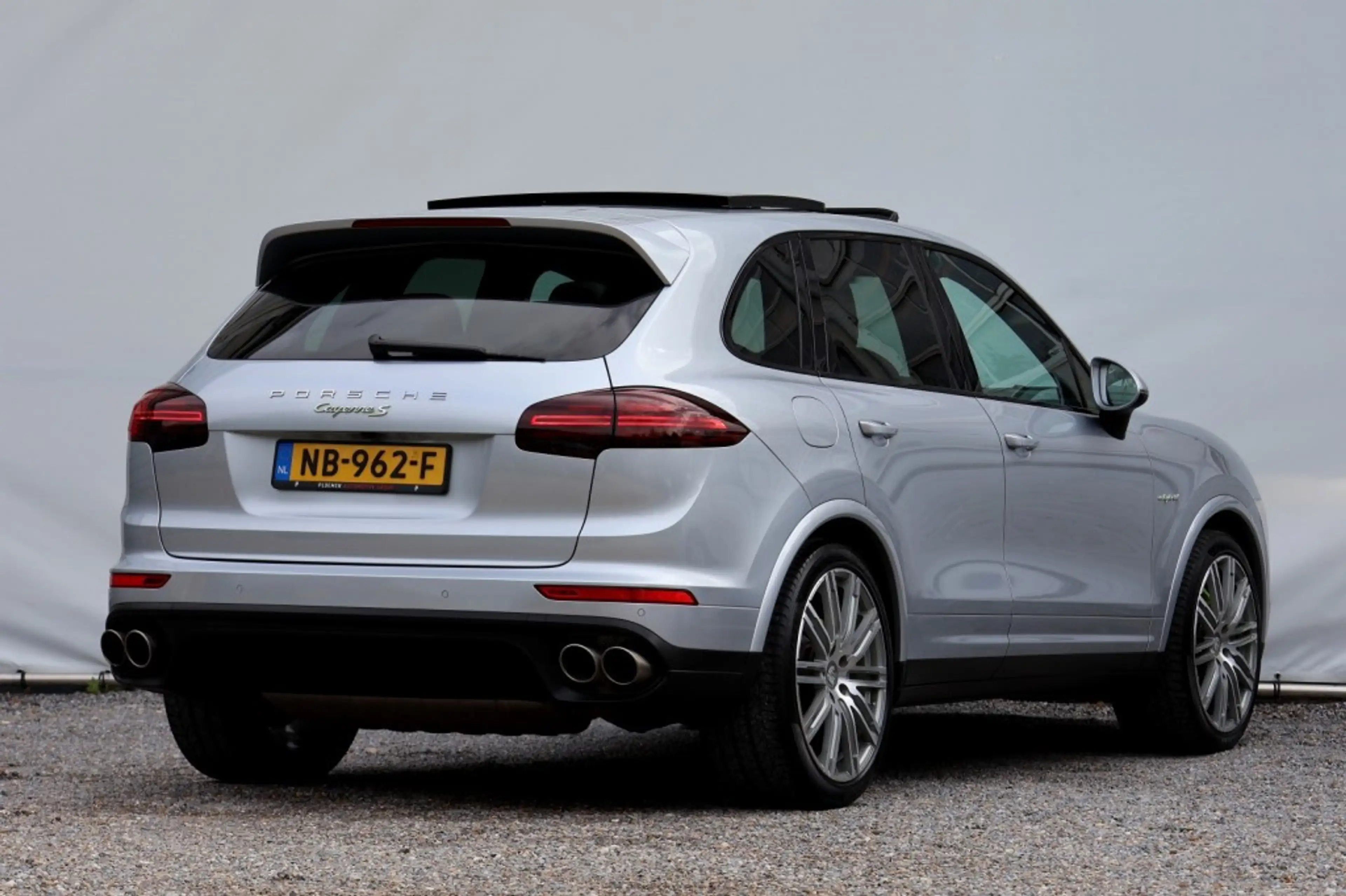 Porsche Cayenne 3.0 S E-Hybrid Platnium Edition - 416 pk **Pano / — photo 4