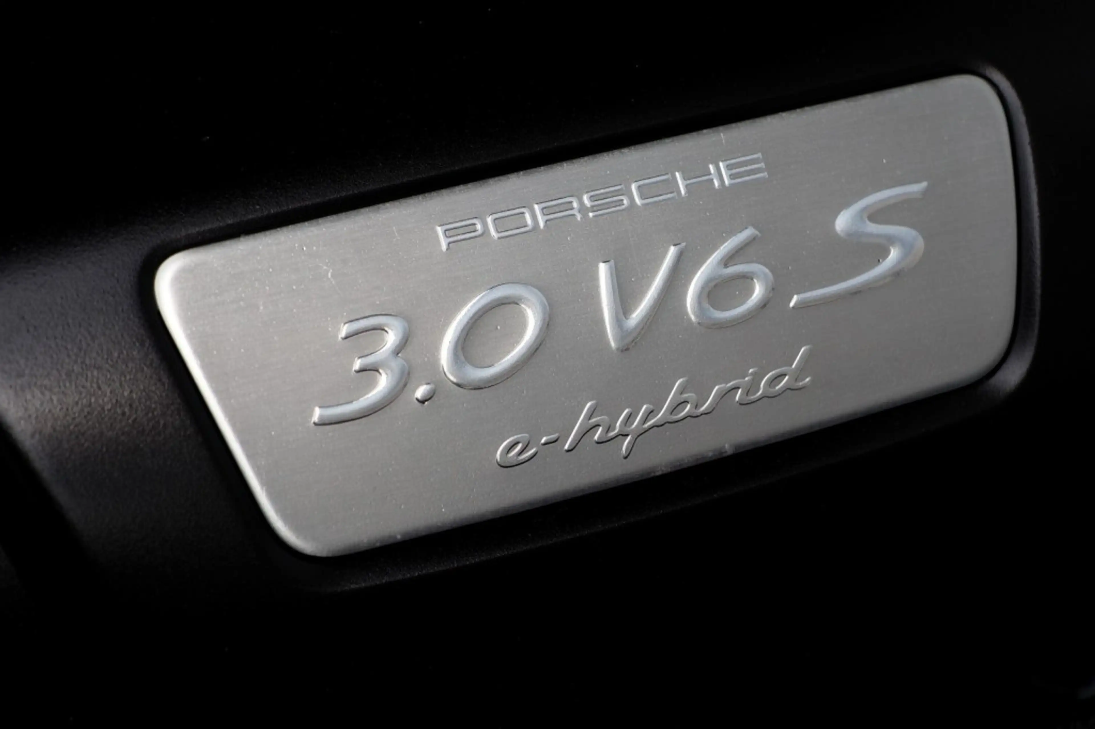 Porsche Cayenne 3.0 S E-Hybrid Platnium Edition - 416 pk **Pano / — photo 37