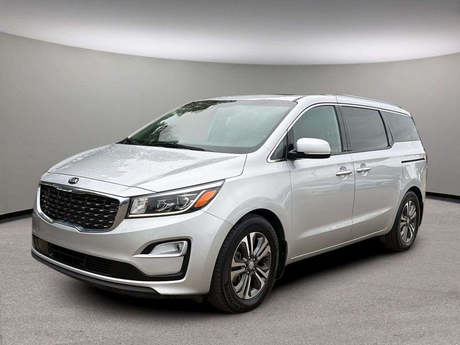 2020 Kia Sedona SX FWD
