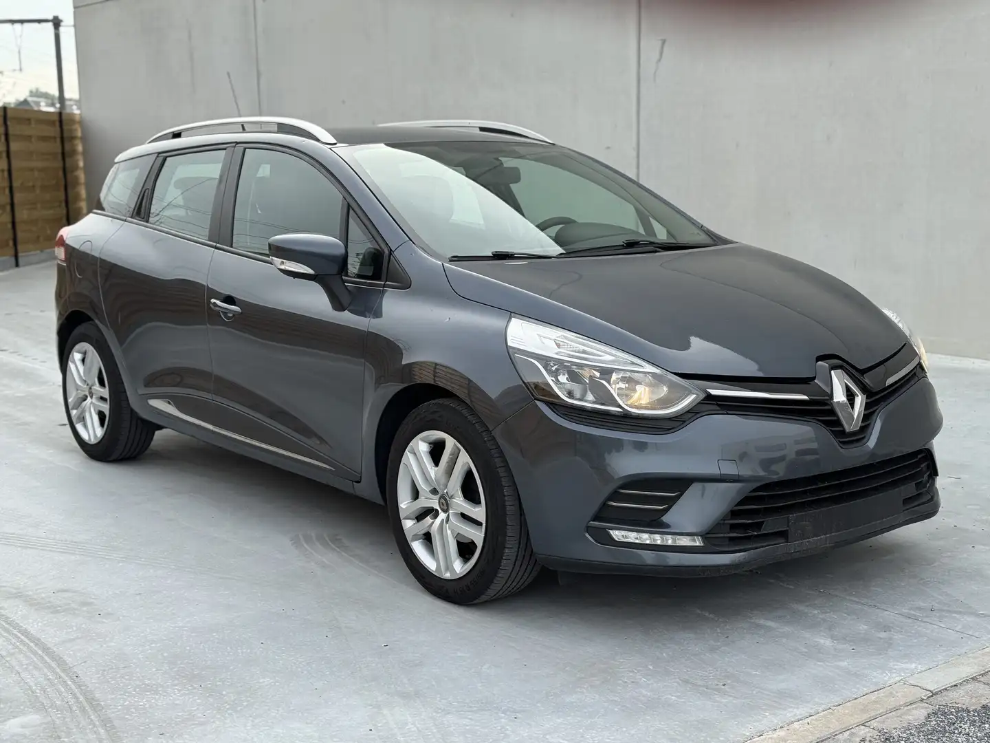Renault Clio GRANTOUR / FACELIFT! / BOSE EDITION / GEKEURD VVK! Blauw - 1