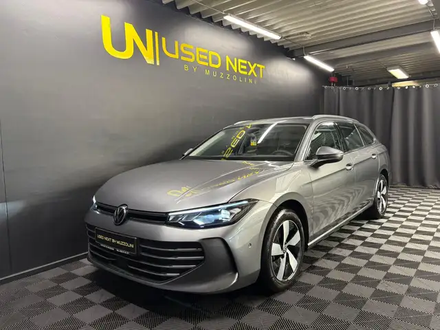 Volkswagen Passat Variant Business PLUS 1.5 eTSI 150 DSG FULL LIN...