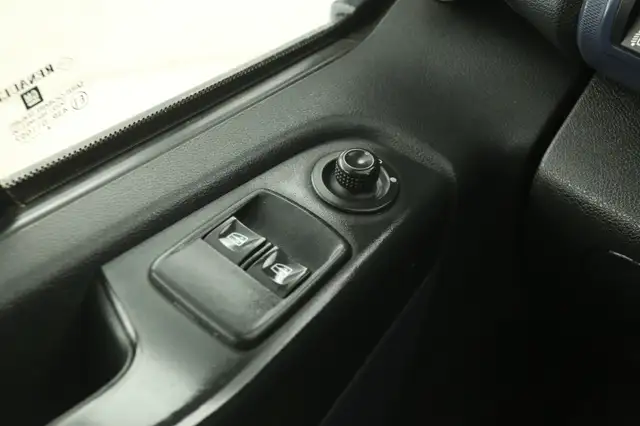 Opel Vivaro view 20