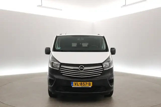 Opel Vivaro view 8