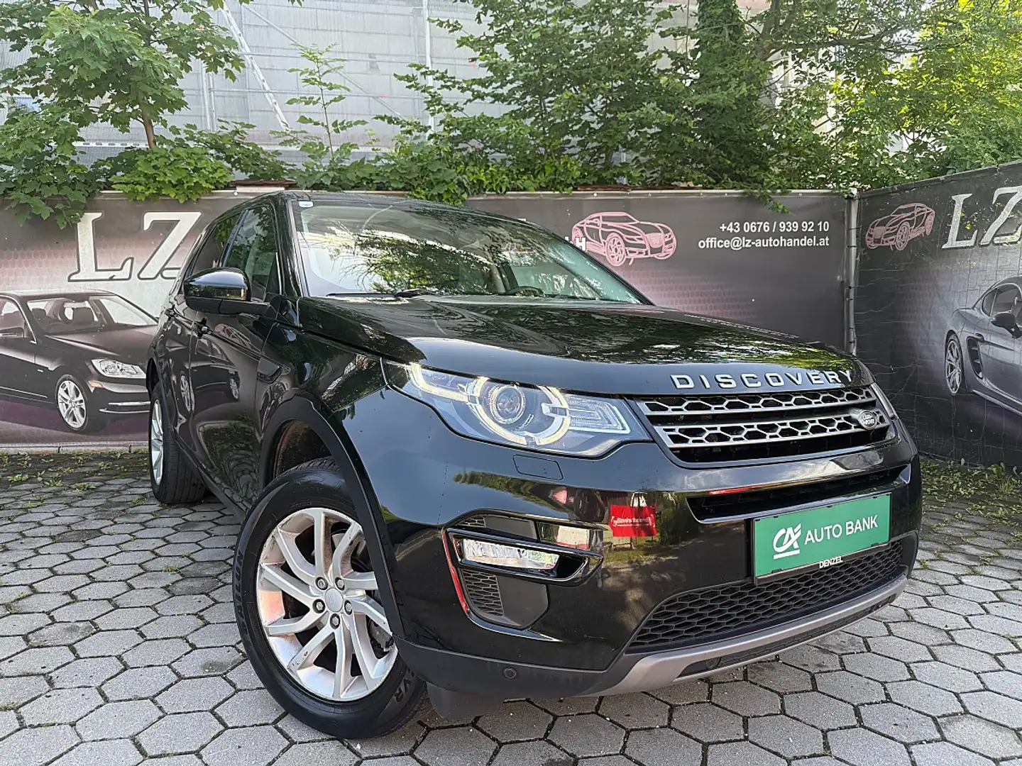 Land Rover Discovery Sport 2,0 TD4 4WD SE Aut. Schwarz - 1