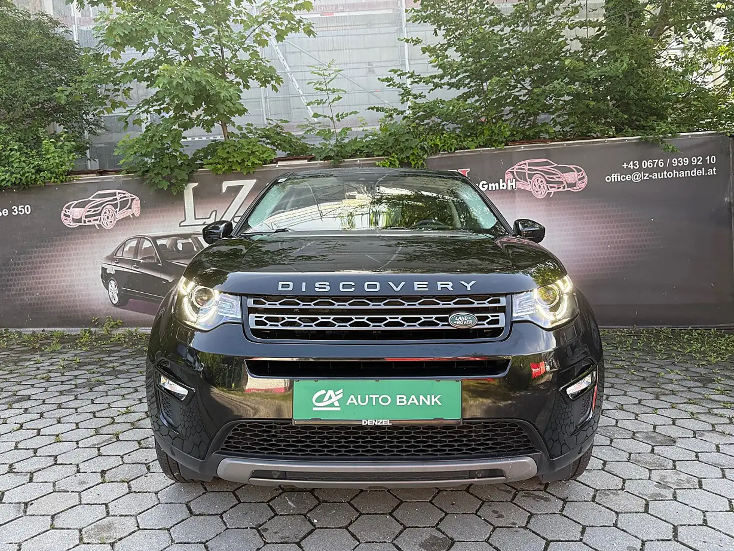 Land Rover Discovery Sport 2,0 TD4 4WD SE Aut. Schwarz - 2