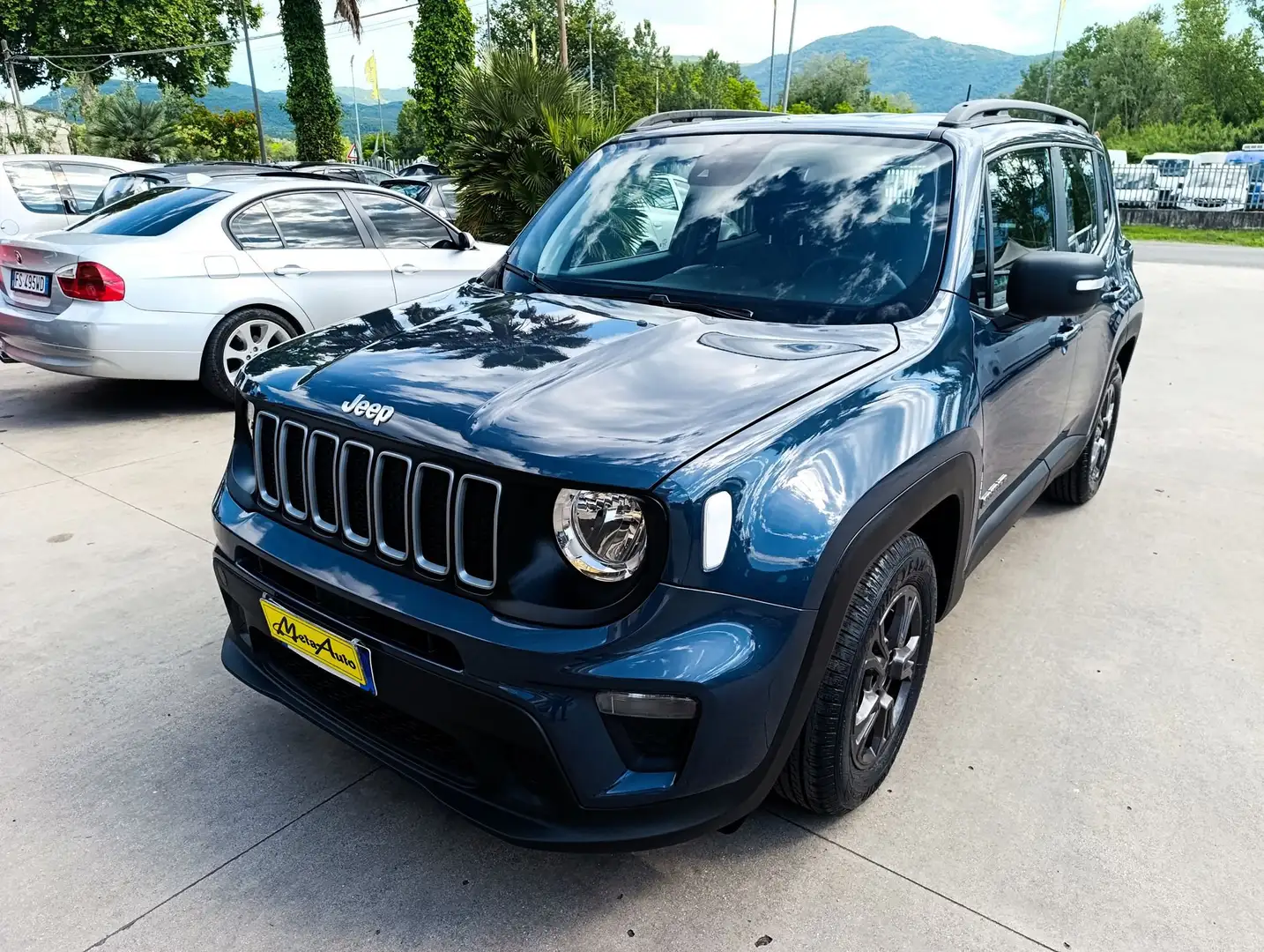 Jeep Renegade 1.6 Mjt 130 CV Longitude Gris - 1