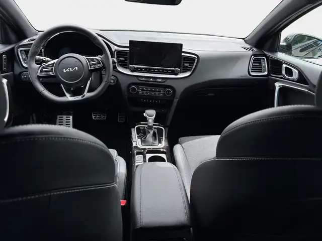 Kia Xceed view 9