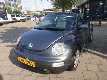 Volkswagen New Beetle Cabriolet 1.6 Highline .