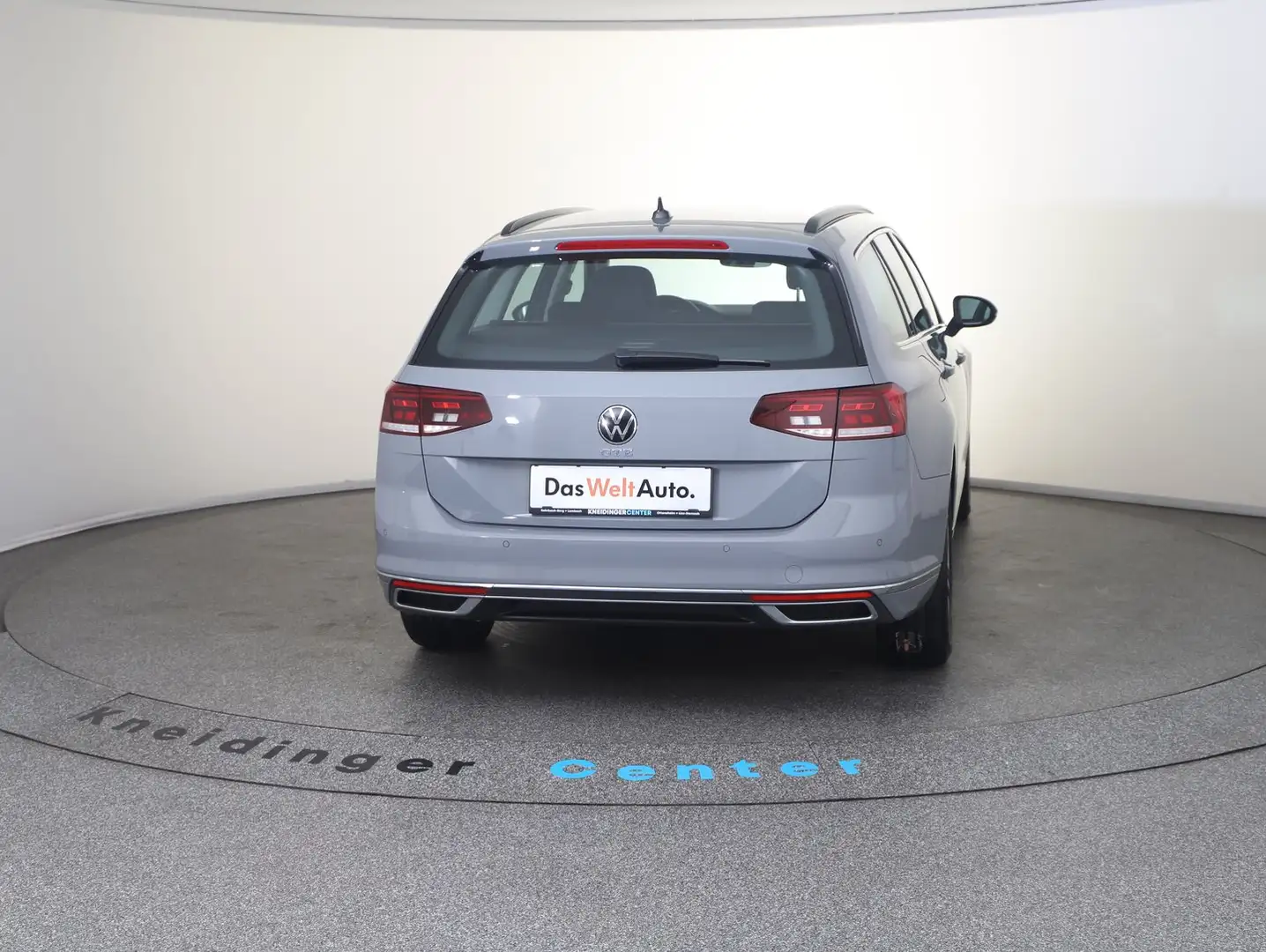 Volkswagen Passat Variant GTE Grau - 2