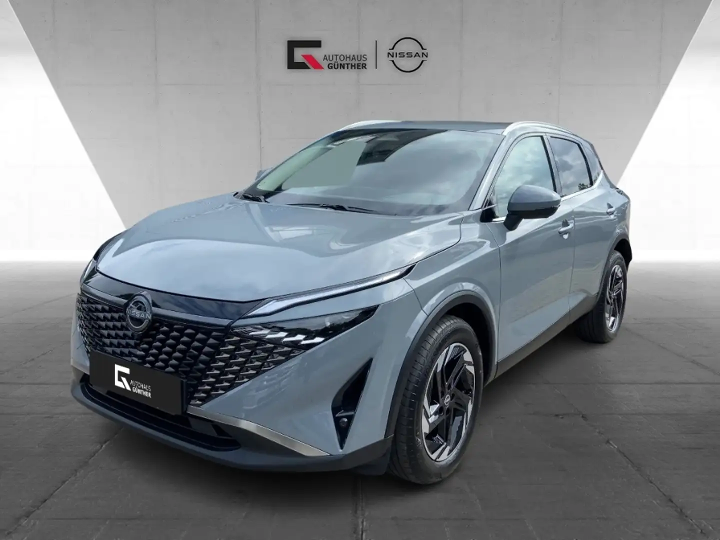 Nissan Qashqai N-CONNECTA 1.3 MT Winter/HUD/AVM/Carplay Grijs - 2