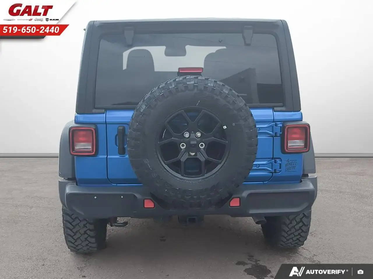 Jeep Wrangler снимка Jeep Wrangler