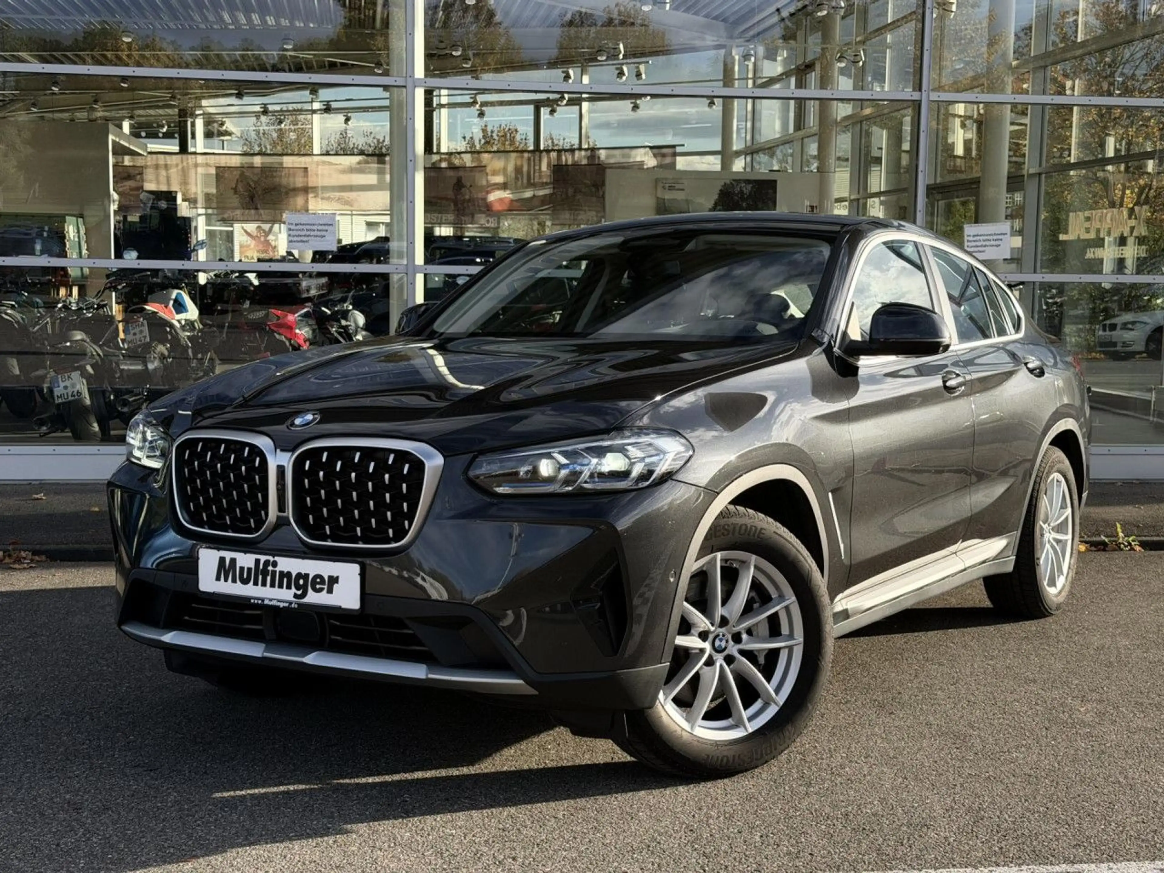 BMW X4 xDrive30d LiveProf. ACC HUD Lenkradh. AHK 18" — photo 2