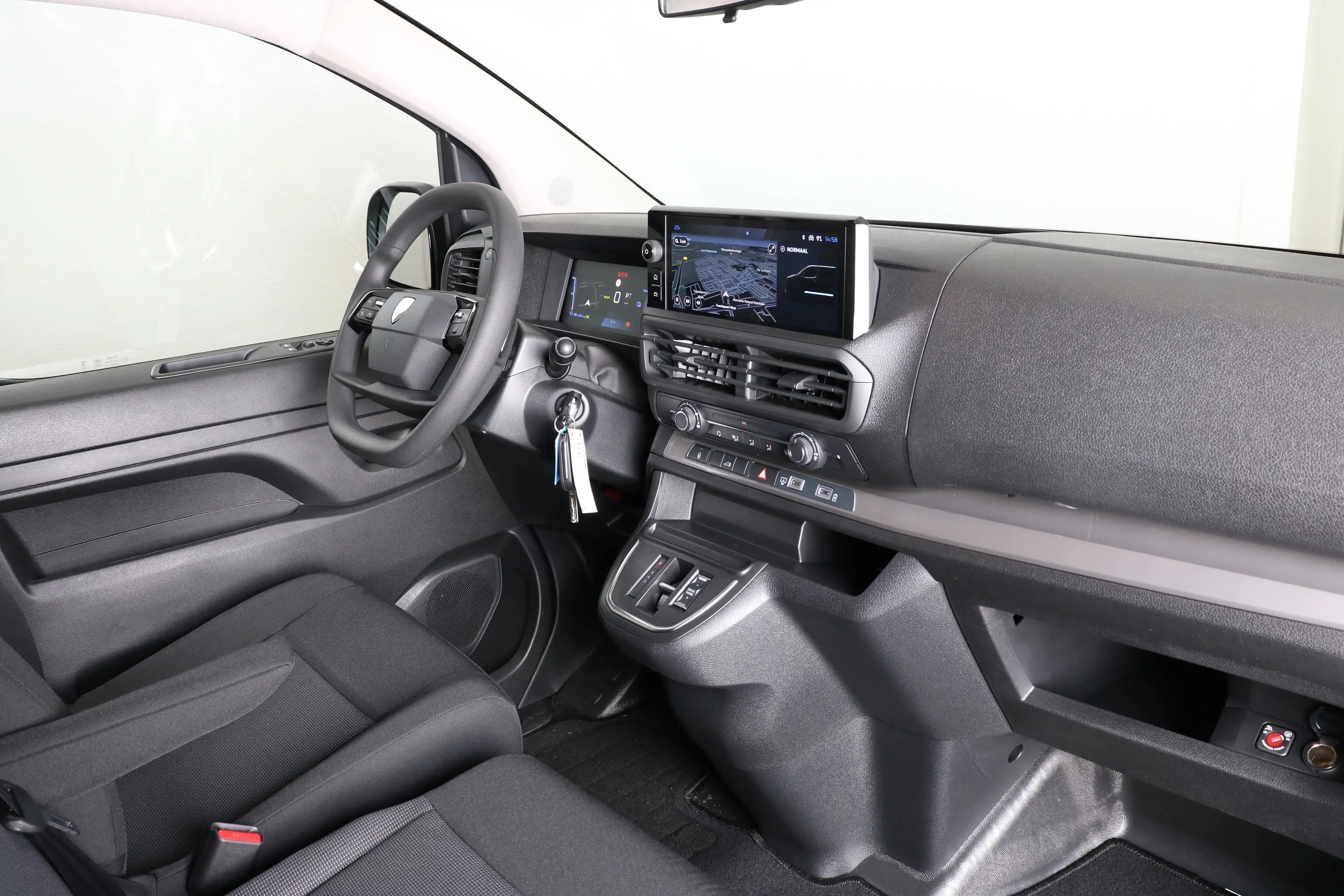 Peugeot e-Expert EV L3 75 kWh | Navi | Airco | Cruise | Betimmering — photo 13