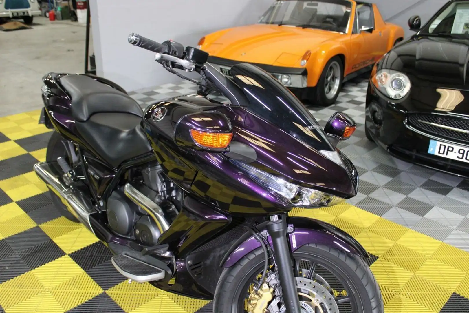 Honda DN-01 NSA700A - 1