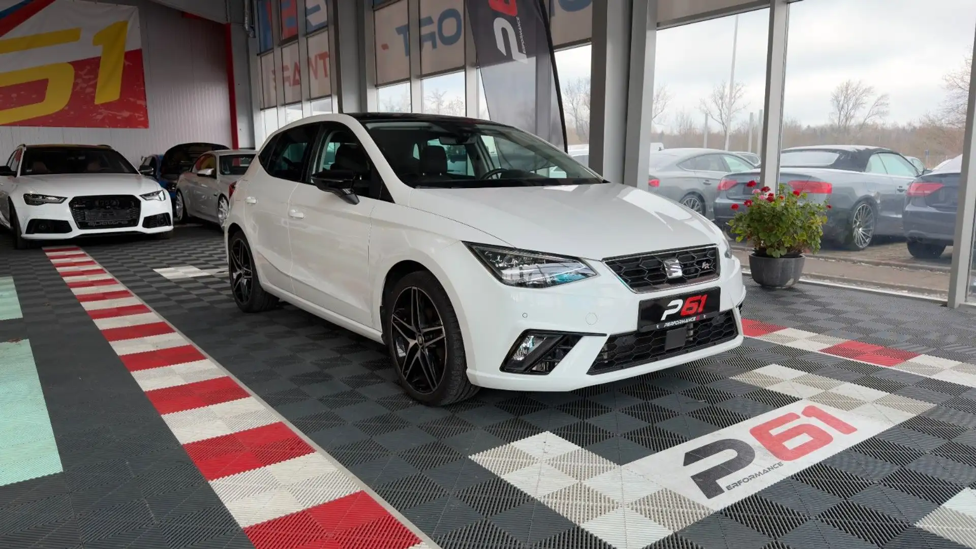 SEAT Ibiza FR Blanc - 1