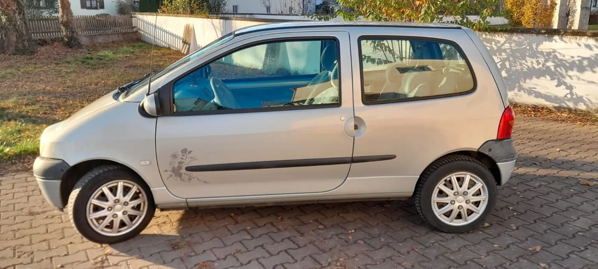 Renault Twingo Grau - 2