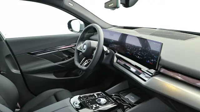 BMW i5 xDrive40 Ansicht 29