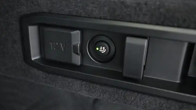 BMW i5 xDrive40 Ansicht 14