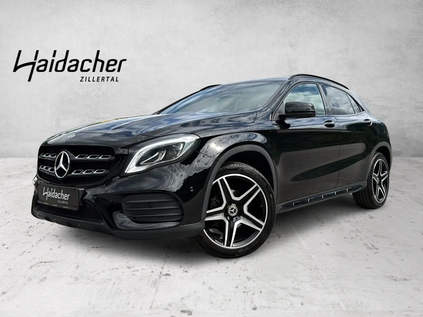 Mercedes-Benz GLA 180 AMG Line AMG Night PTS LED Klima Negro - 1