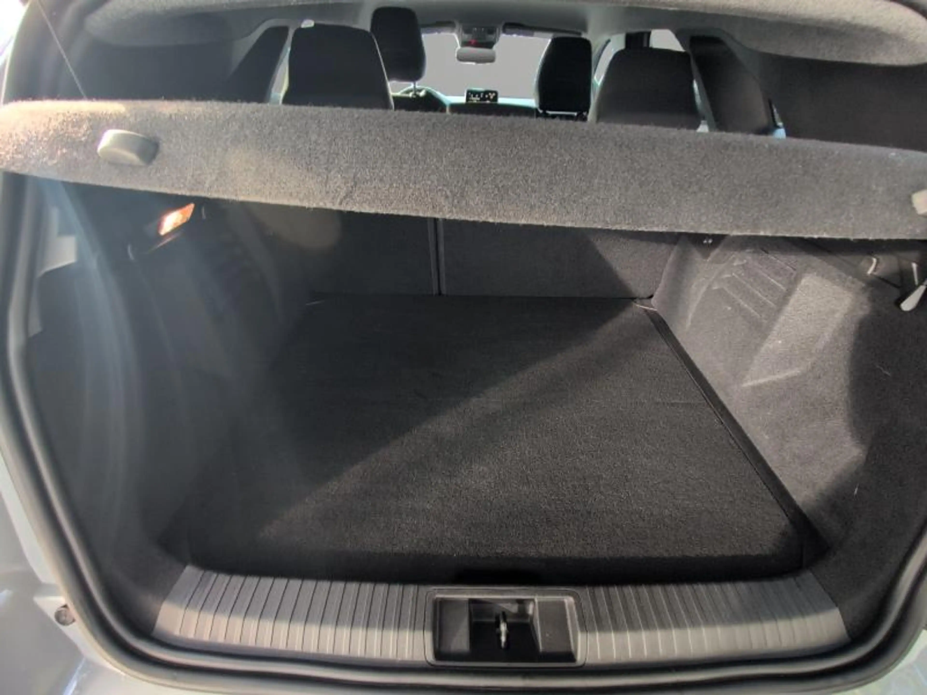 Renault Symbioz 1.6E-tech 145cv 2025 18.624km CarPlay Clim Camera — photo 6