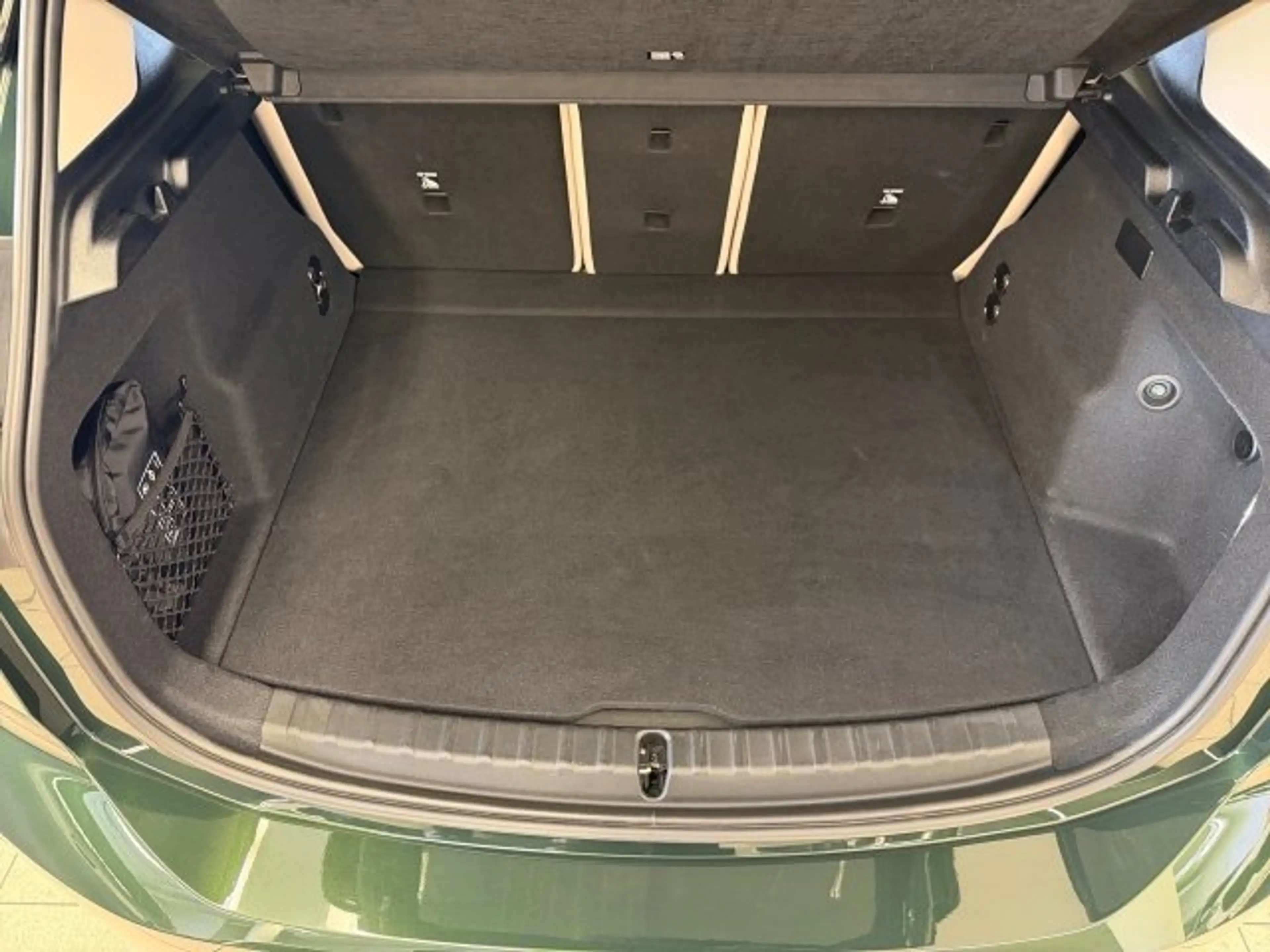 BMW 230 e xDrive Active Tourer U06 XB2 — photo 10