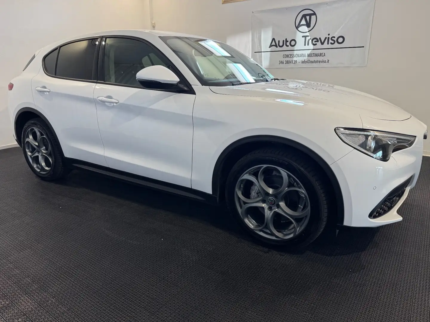 Alfa Romeo Stelvio Stelvio 2.2 Turbodiesel 190 CV AT8 Q4 Business Blanc - 2