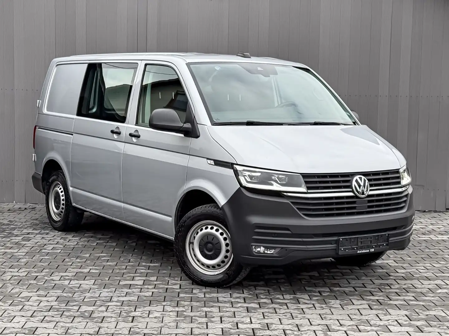 Volkswagen T6 Transporter T6.1 Transporter DSG|LED|ACC|NAVI|ASSIST+|SHZ|+ Argent - 2