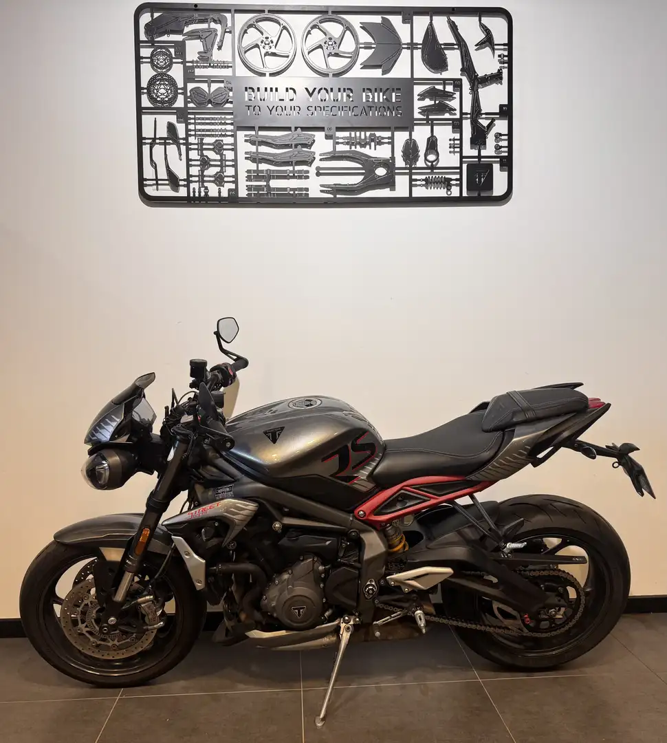 Triumph Street Triple 765 Gris - 2