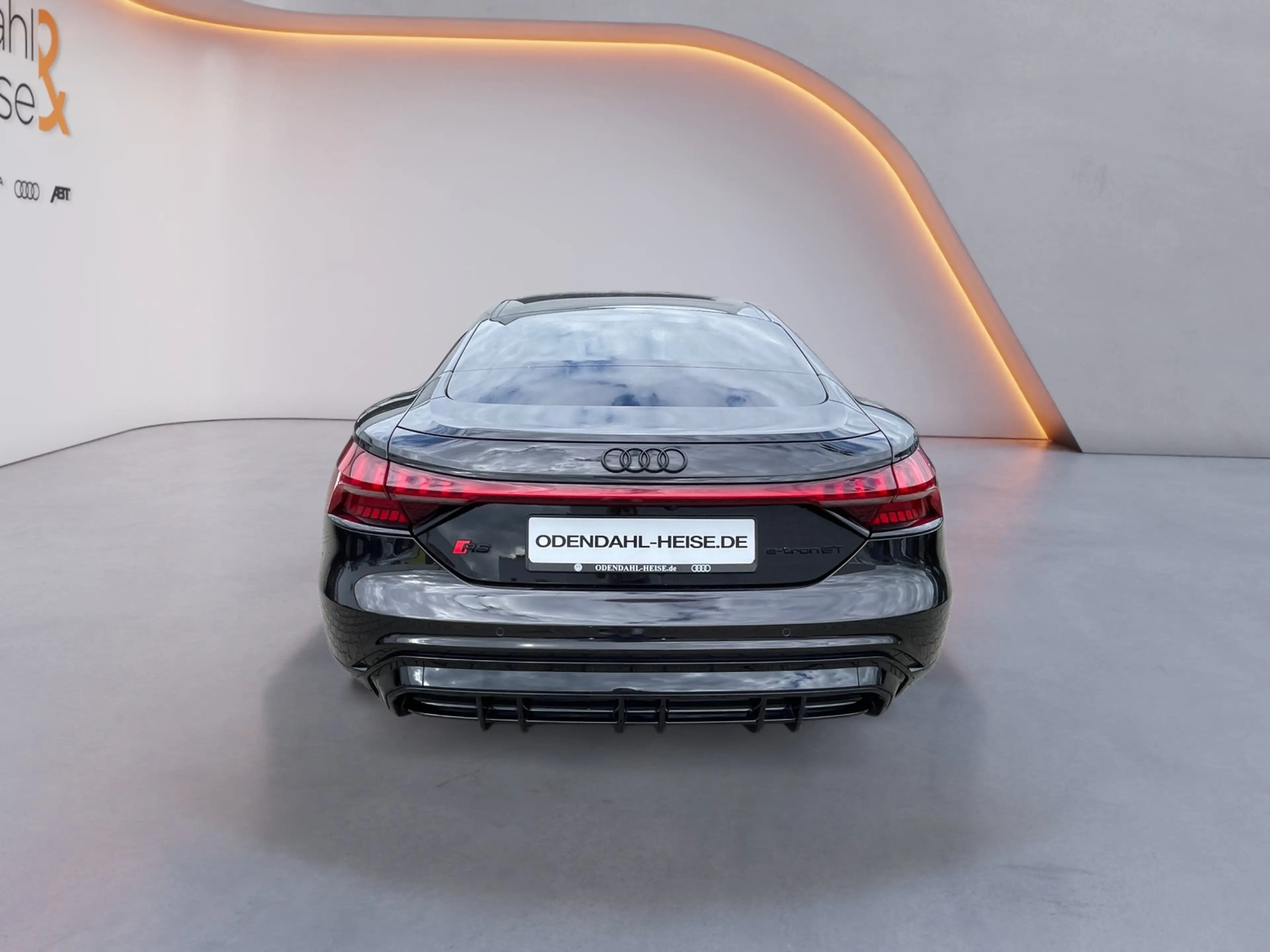 Audi e-tron GT RS quattro 360° KAMERA / PANO / B  O / — photo 4