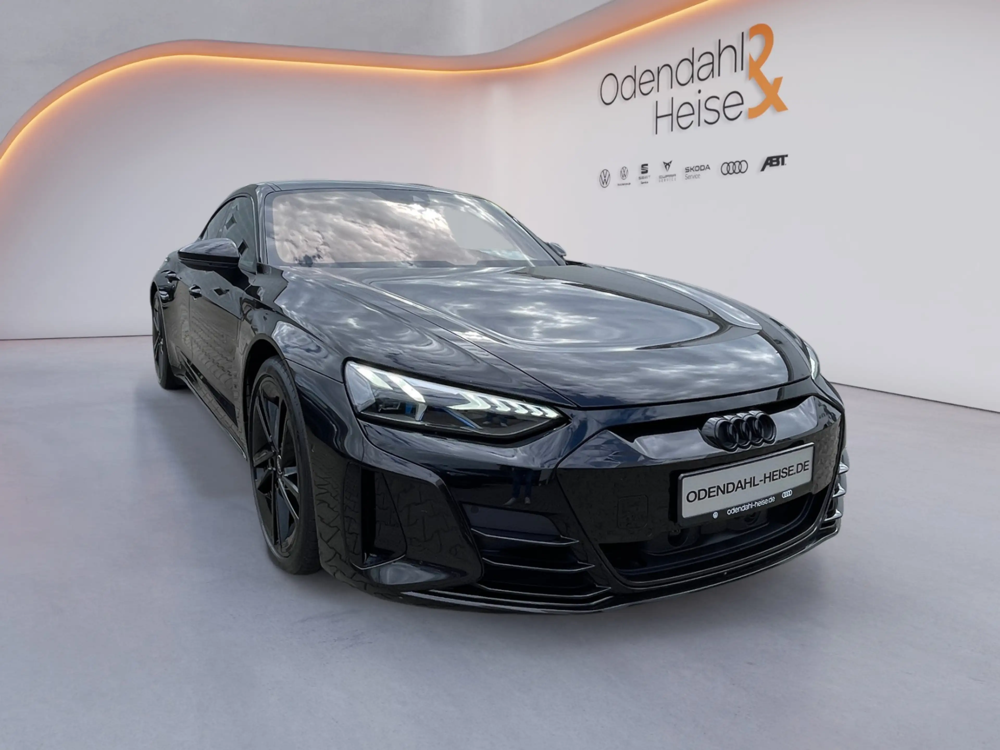 Audi e-tron GT RS quattro 360° KAMERA / PANO / B  O / — photo 7