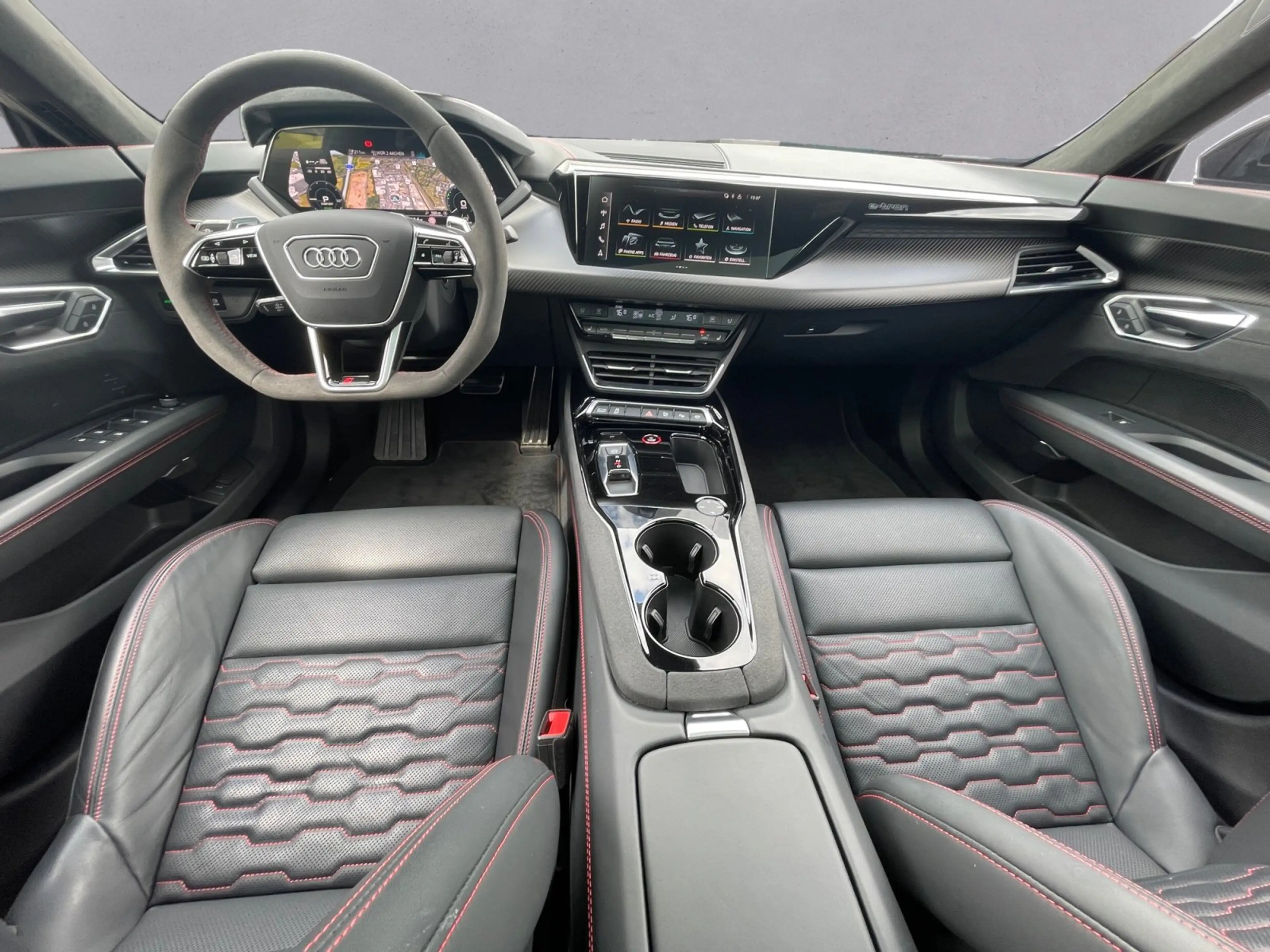 Audi e-tron GT RS quattro 360° KAMERA / PANO / B  O / — photo 10