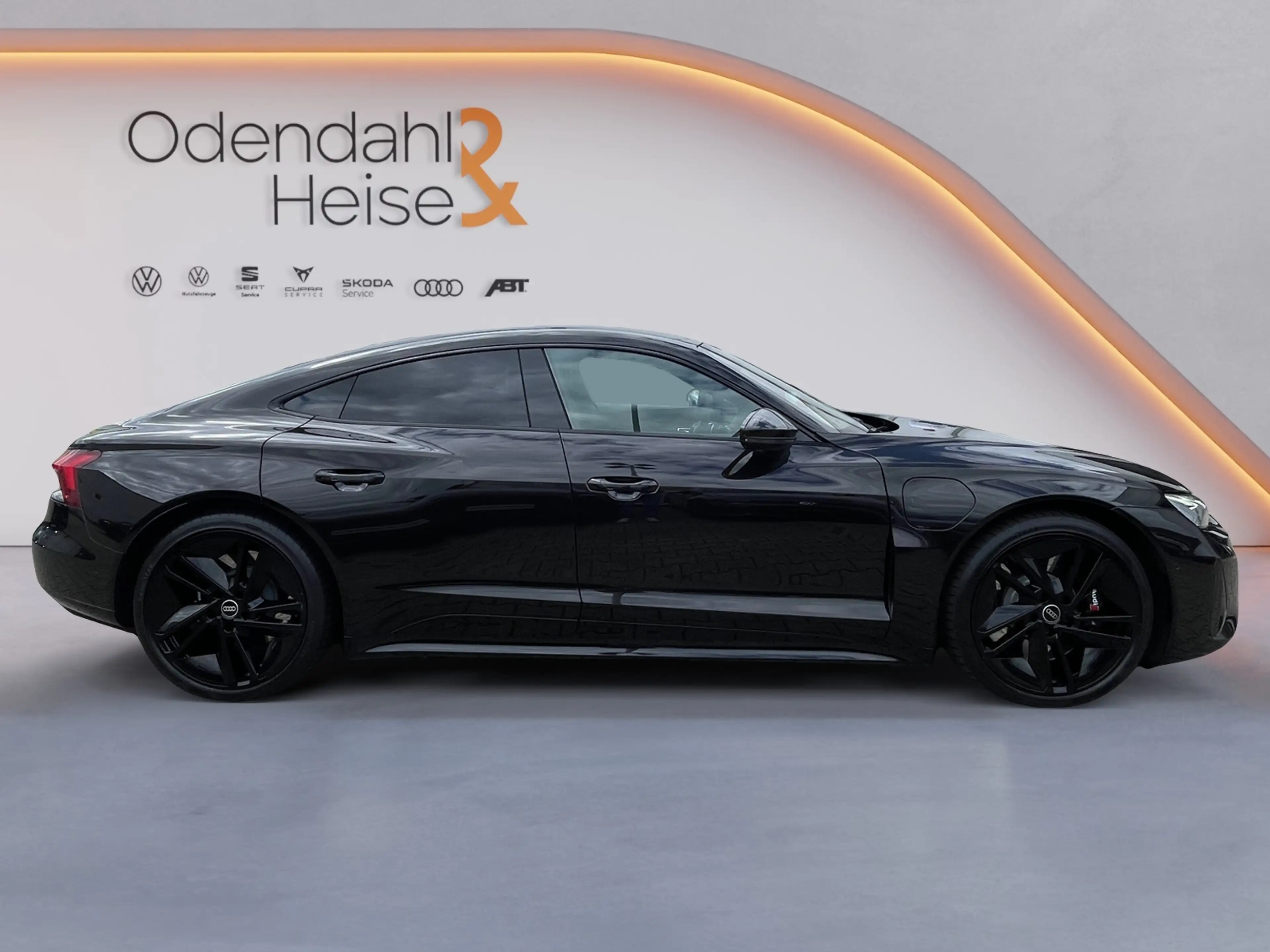 Audi e-tron GT RS quattro 360° KAMERA / PANO / B  O / — photo 6