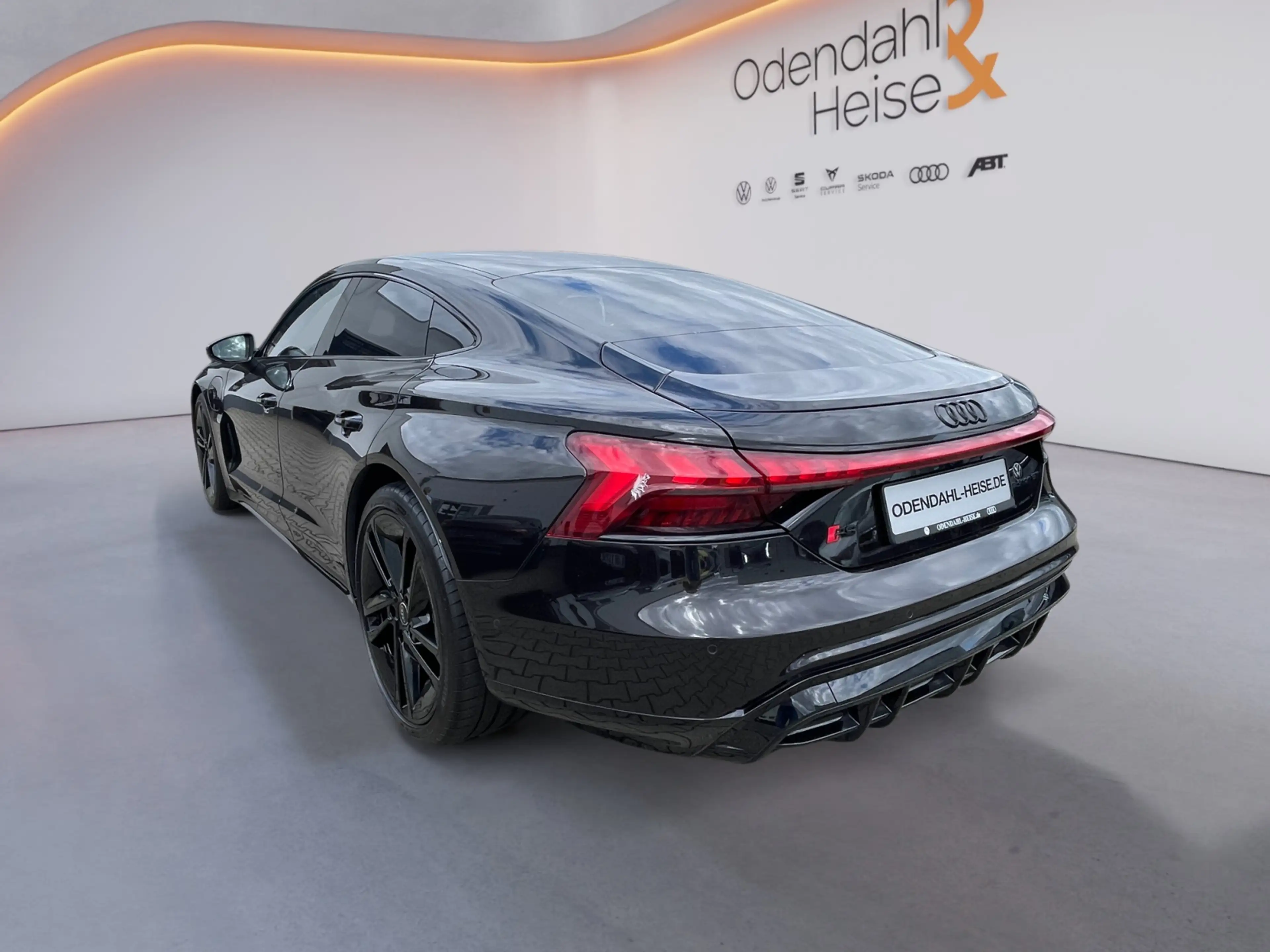 Audi e-tron GT RS quattro 360° KAMERA / PANO / B  O / — photo 3