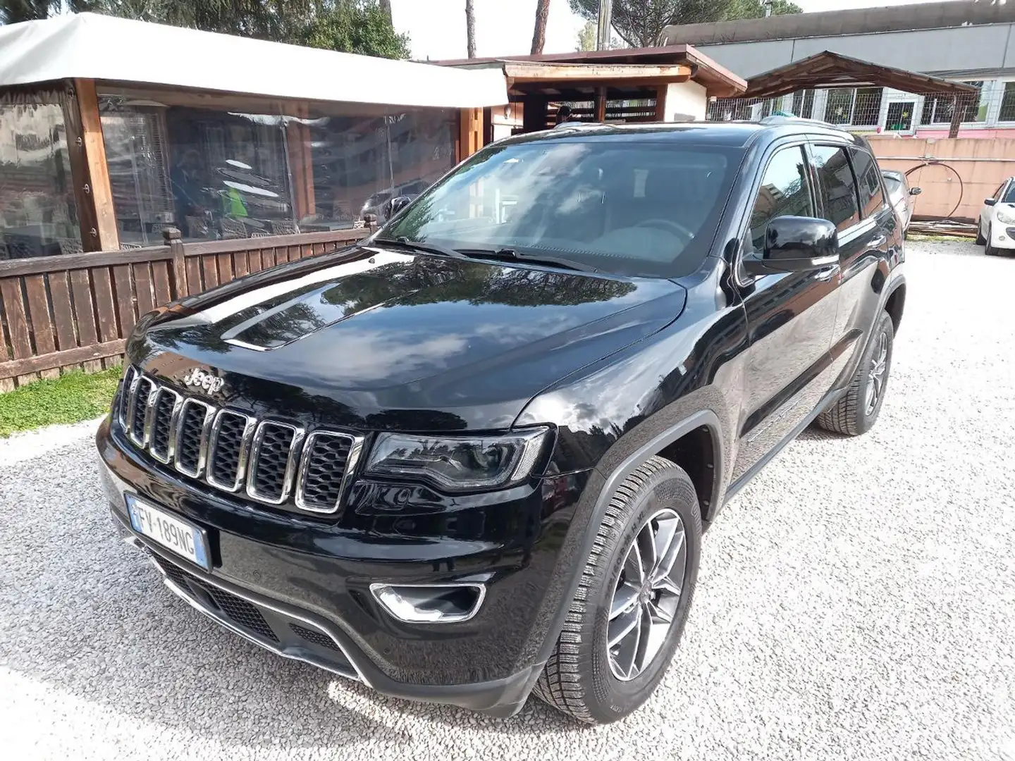Jeep Grand Cherokee 3.0V6 CRD 250CV Mjet II Limited UNIPRO PRONTA CONS Fekete - 1