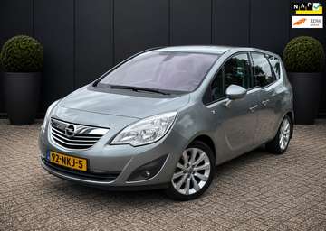 1.4 Turbo Cosmo NAVI CRUISE CTRL AIRCO PDC DEALER