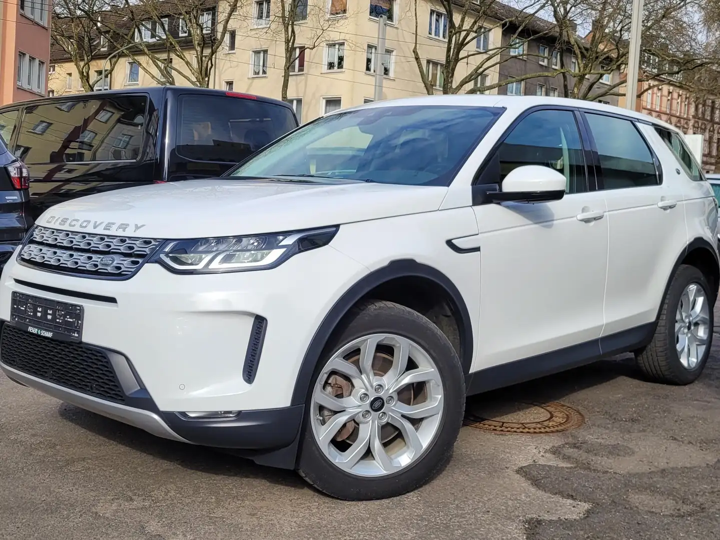 Land Rover Discovery Sport 2.0 S AWD*Leder*Pano*8-fach*19"*Navi*SH*LED* Weiß - 2