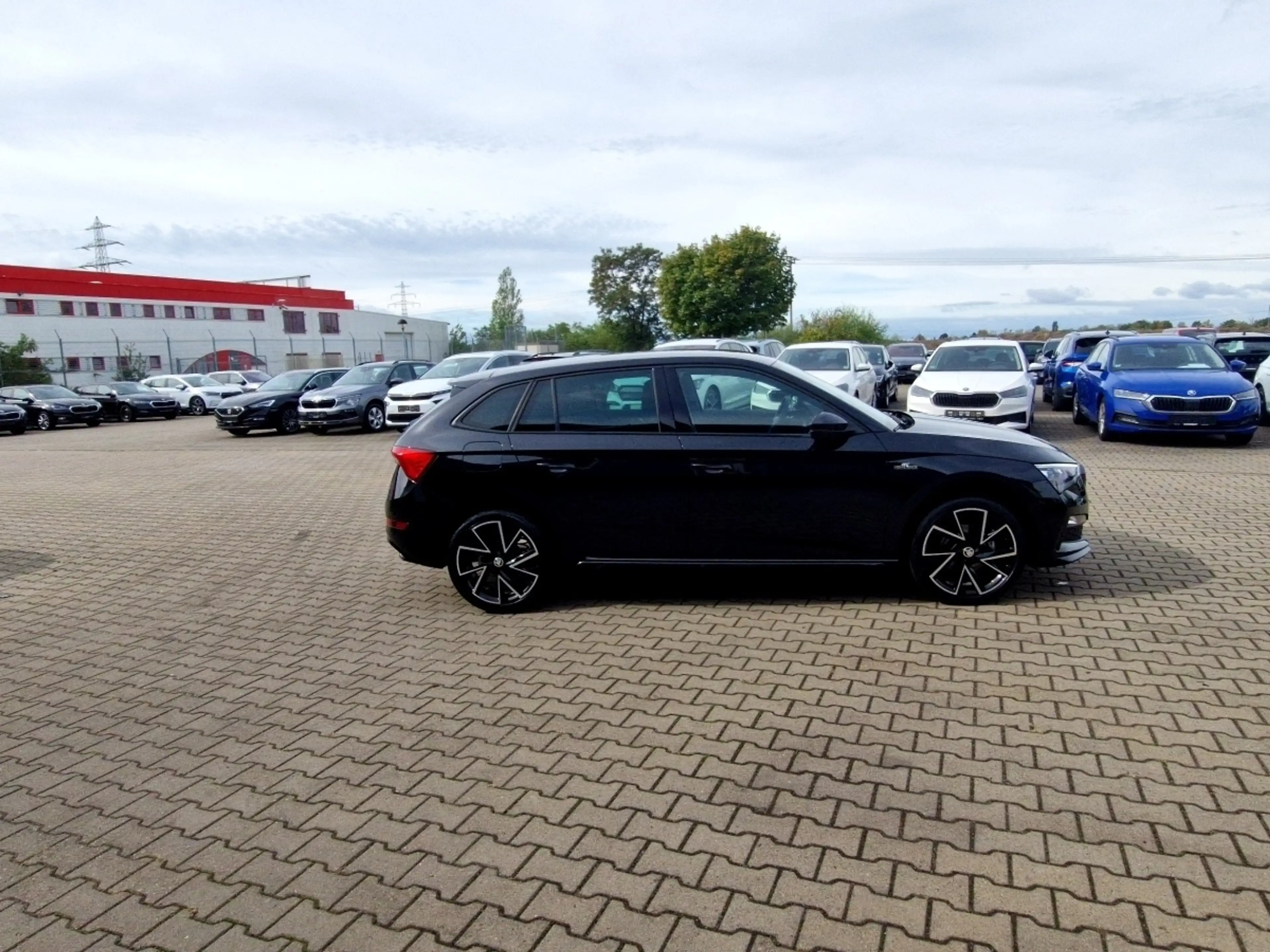Skoda Scala 1.5 TSI Monte Carlo DSG LED Pano Sitzhzg Klimaau — photo 6