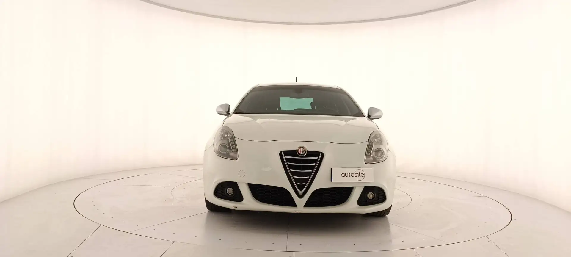 Alfa Romeo Giulietta 1750 TBi Quadrifoglio Verde Blanco - 2