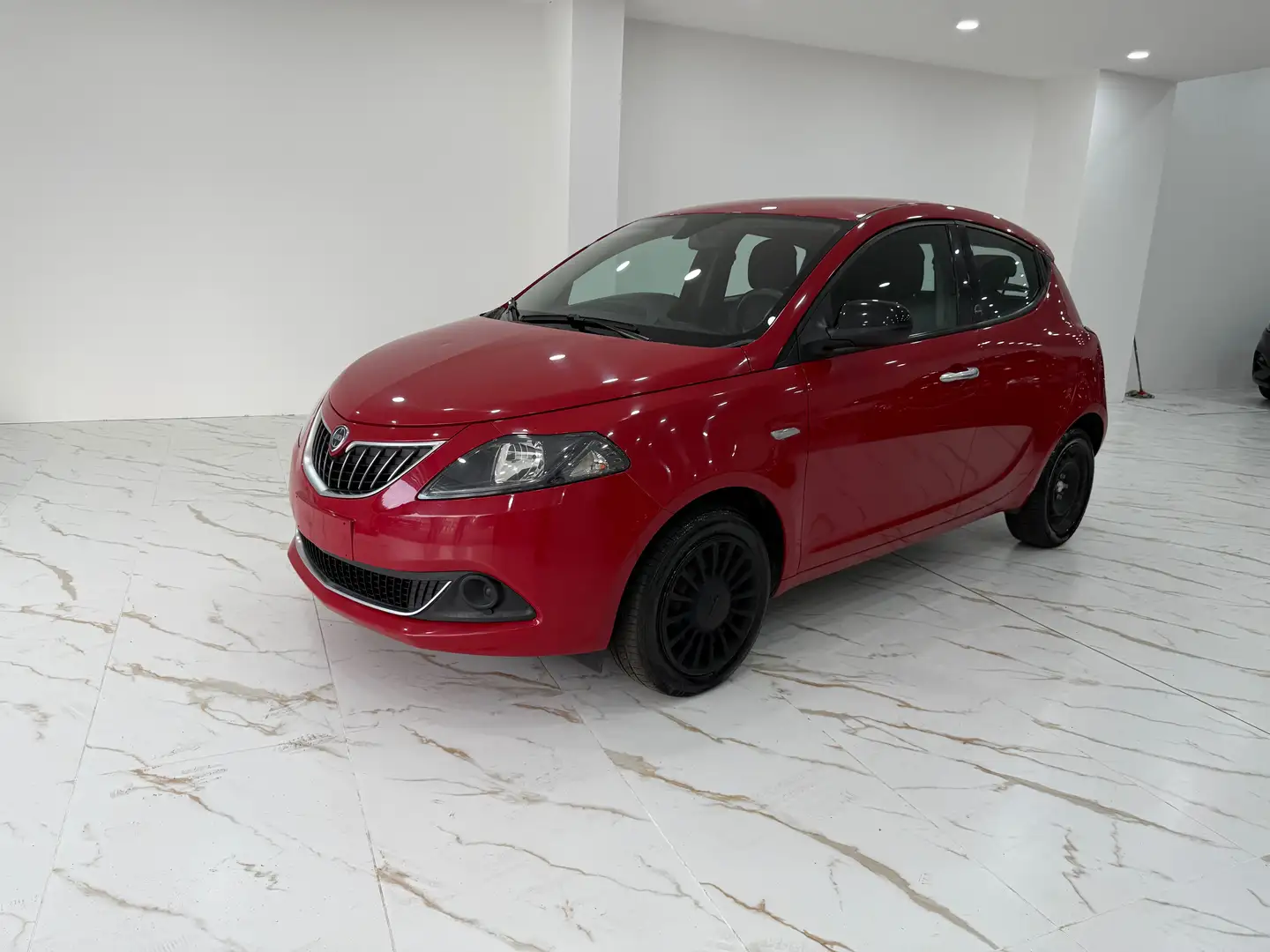 Lancia Ypsilon 1.2 MonogRam s Rosso - 2
