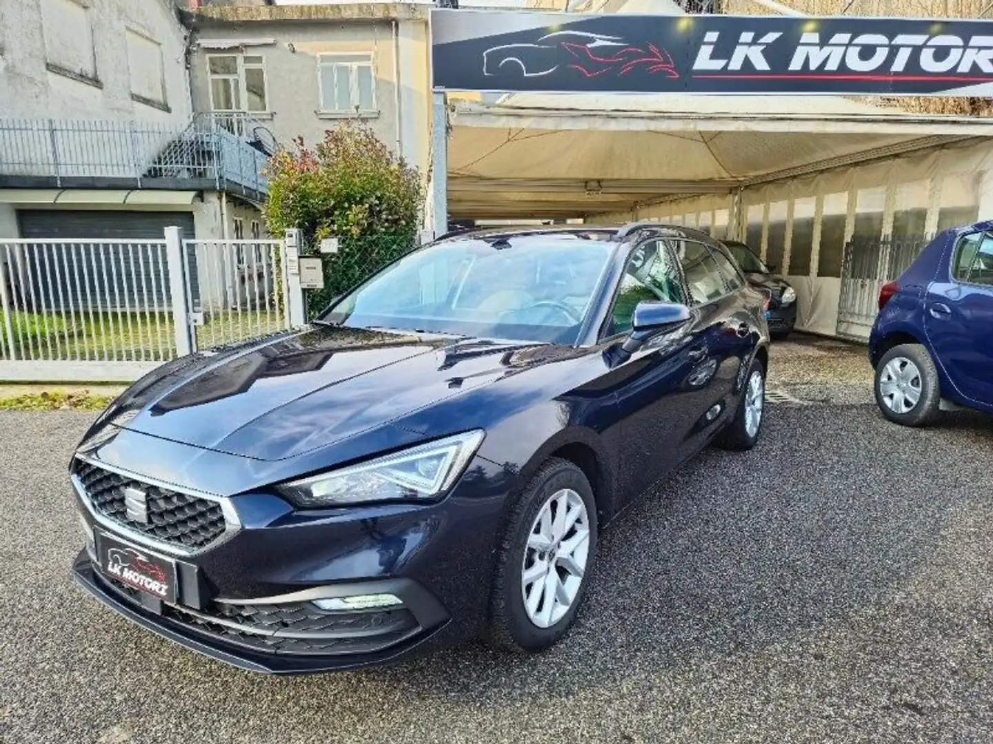 SEAT Leon Sportstourer 2.0 TDI 116 CV Style Bleu - 1