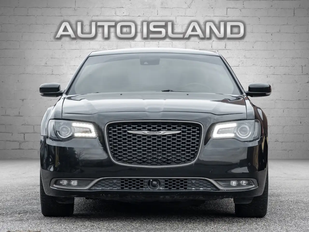 Chrysler 300 снимка Chrysler 300