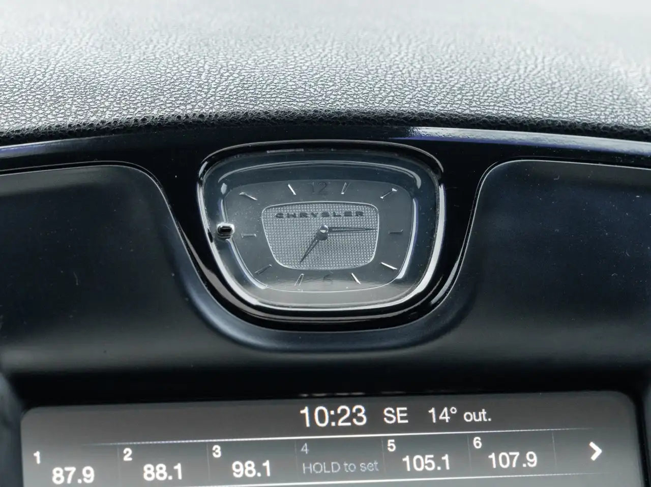 Chrysler 300 снимка Chrysler 300