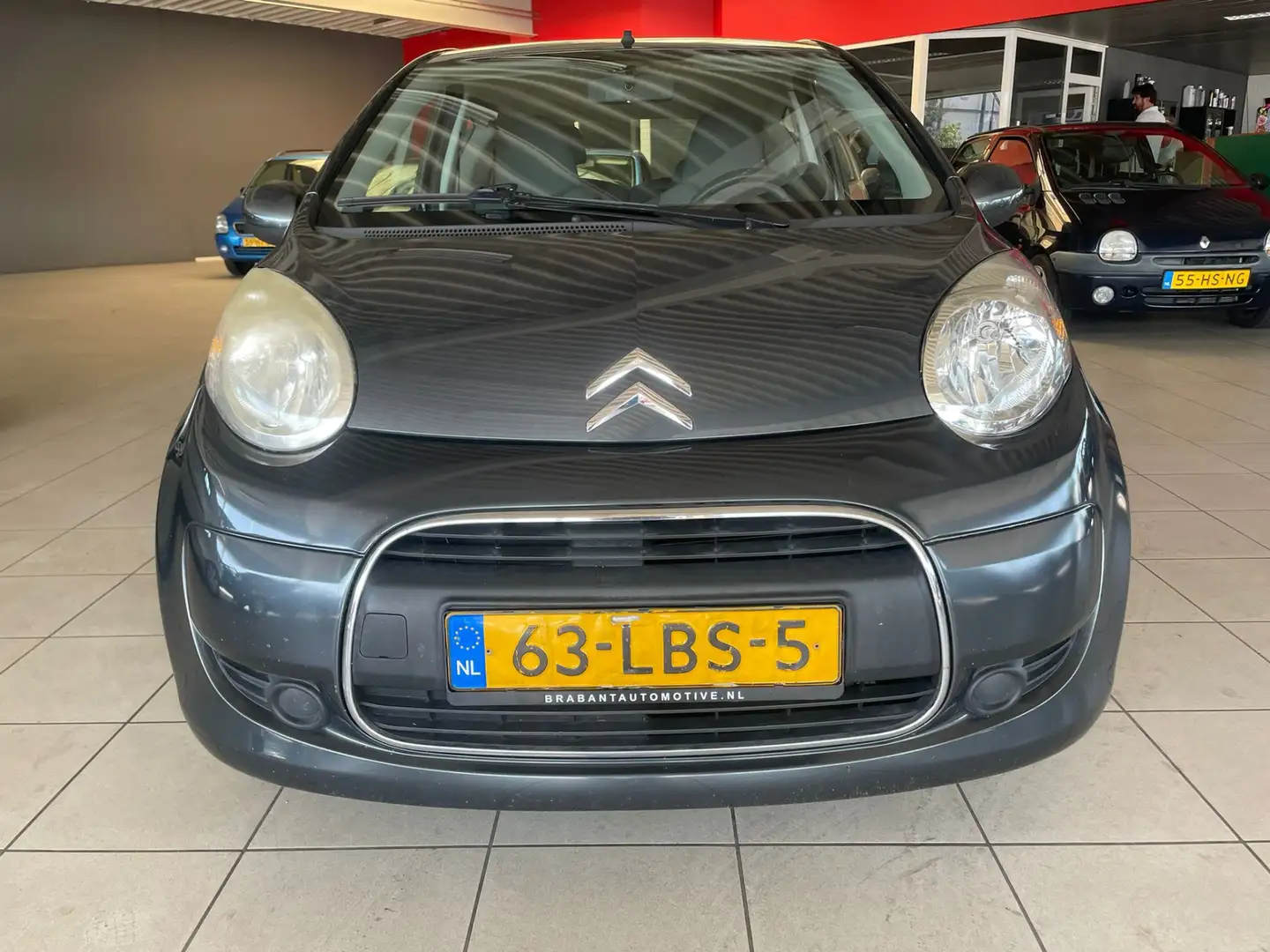 Citroen C1 1.0-12V Ambiance Zeer nette uitvoering, Airco  365 Grijs - 2